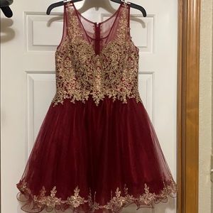 Fiesta Fashion - Burgundy Tulle Embellished Dress